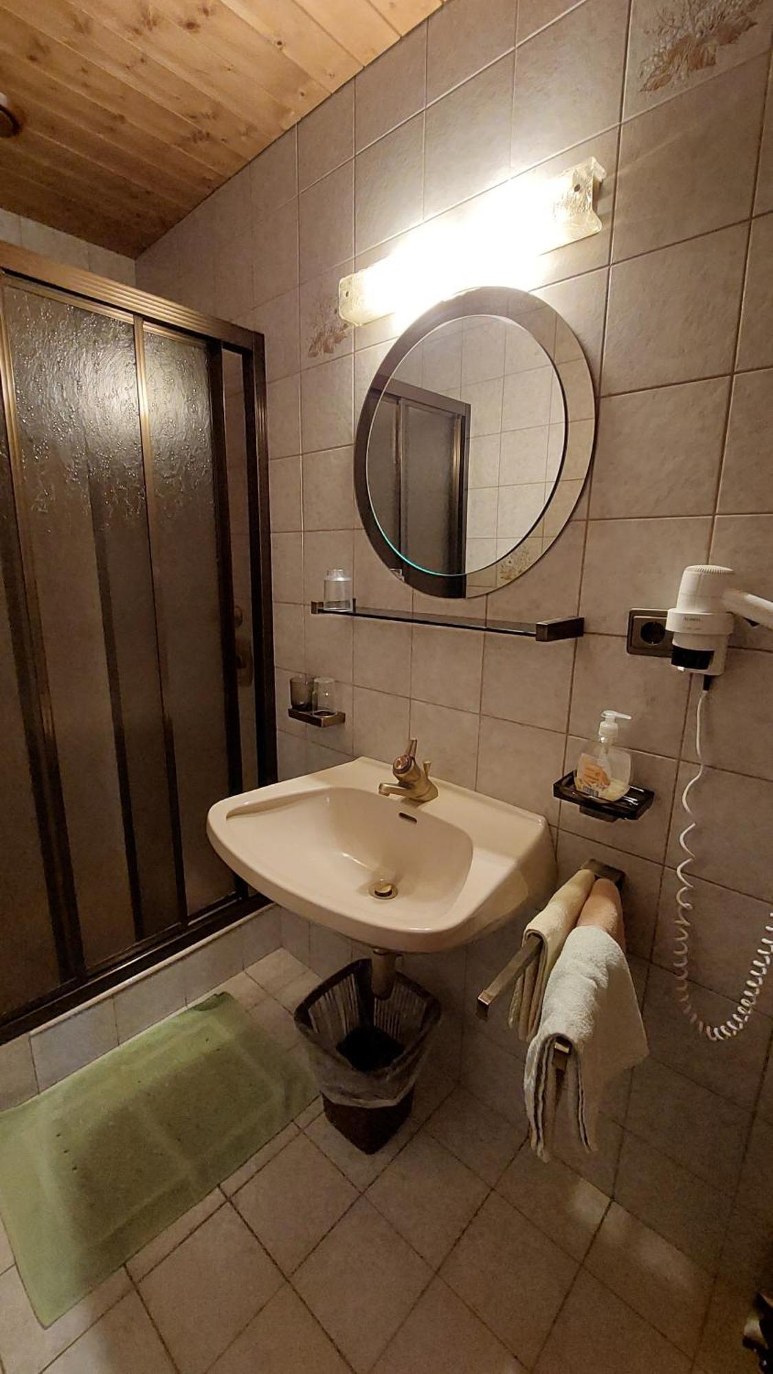 Homestay Gaestehaus Christoph *